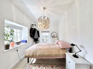 Photo 22- click for photo gallery